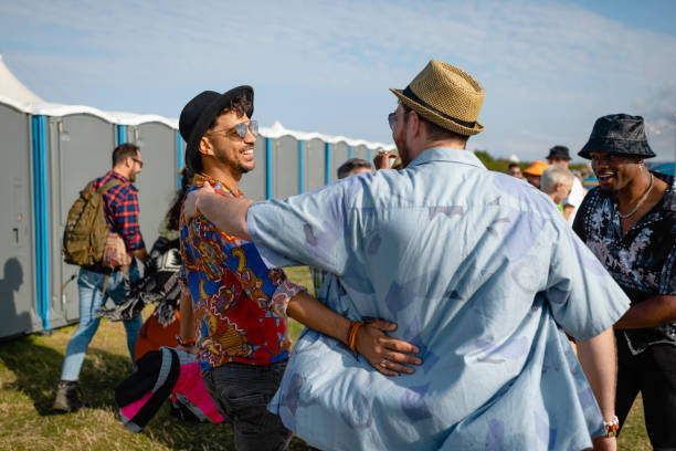 Best Porta potty delivery and setup  in Bayou Country Clu, LA